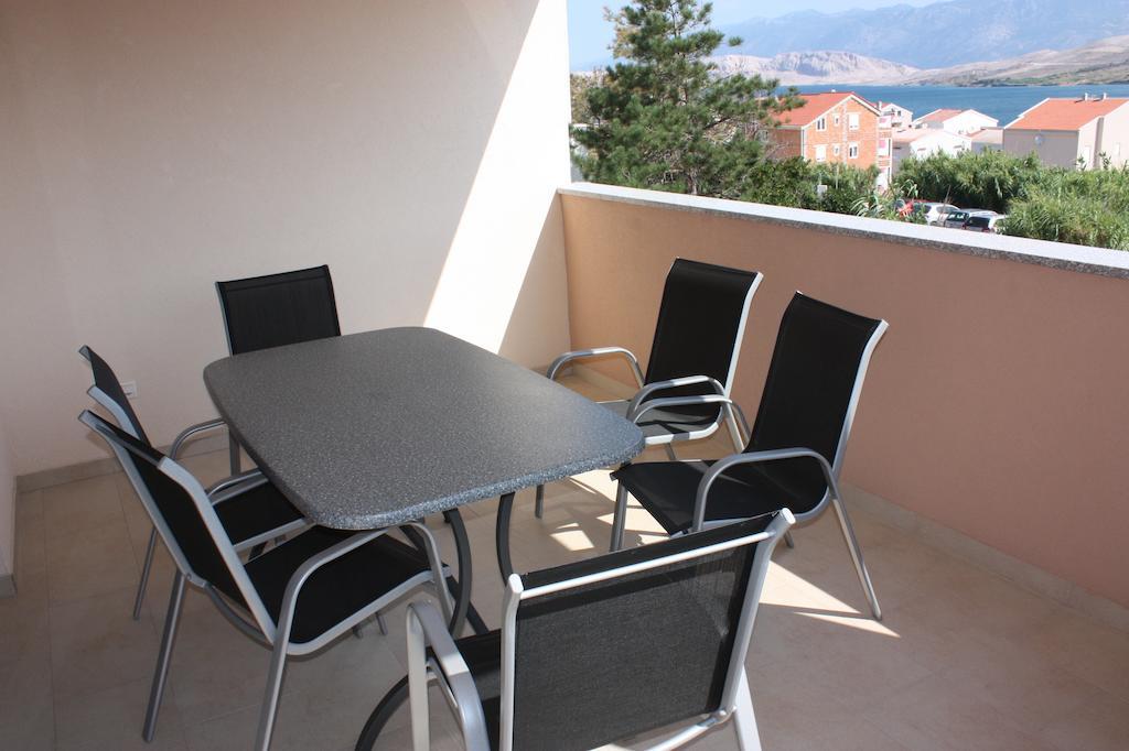Apartments Augustin Pag Town Bilik gambar